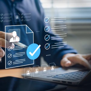 入居者審査と賃貸借契約手続き